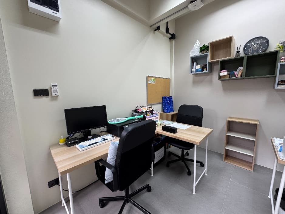 V-CORE TECH office